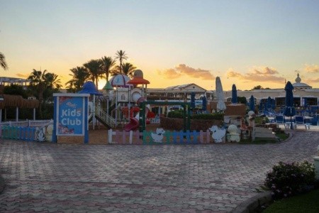 Regency Plaza Aquapark & Spa - 80