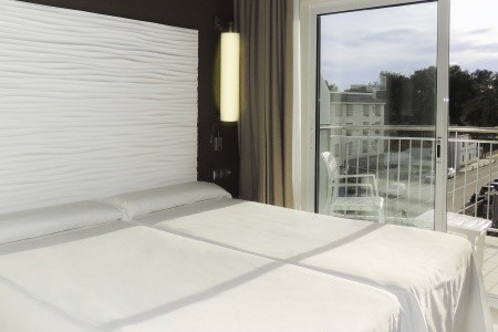 Španielsko Costa Dorada Augustus Cesar 15 dňový pobyt Plná penzia Letecky Letisko: Praha September 2026 (15/09/26-29/09/26)