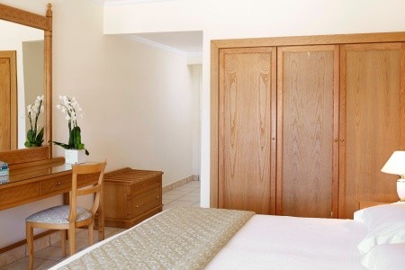 Canvas By Mitsis Petit Palais - 37