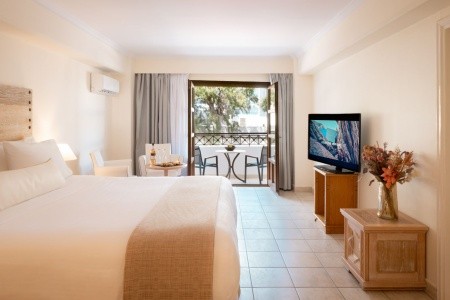 Canvas By Mitsis Petit Palais - 41