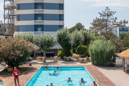 Grand Azzurra
