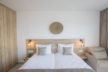 Bohemian Gardens - 25