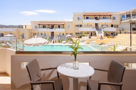 Alexander House - 25