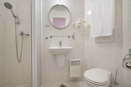 Zámek Hrubá Skála - 13