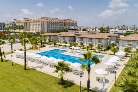 Crystal Boutique Beach Resort & Spa - 7