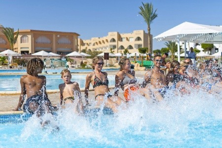 The Three Corners Equinox Beach Resort - 38