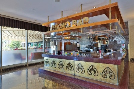 Crystal Prestige Elite (Ex. Le Chateau De Prestige) - 26