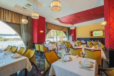 Crystal Prestige Elite (Ex. Le Chateau De Prestige) - 32