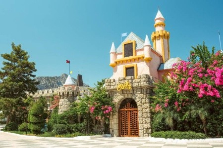 Crystal Prestige Elite (Ex. Le Chateau De Prestige) - 45