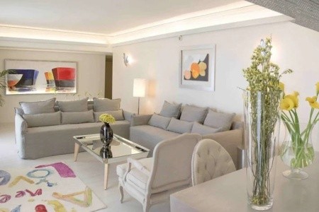 St. George Lycabettus - 32