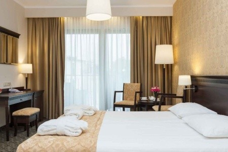 Lambert Medical Spa - 13