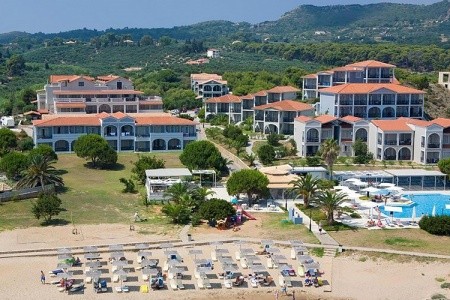 The Bay Hotel & Suites - 25