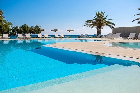 The Bay Hotel & Suites - 27