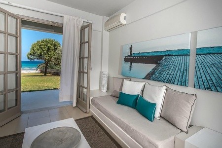 The Bay Hotel & Suites - 32