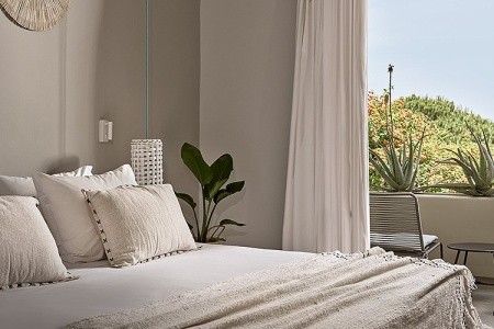 The Bay Hotel & Suites - 57