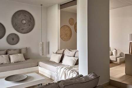 The Bay Hotel & Suites - 59