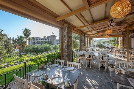 Royal & Imperial Belvedere - 6