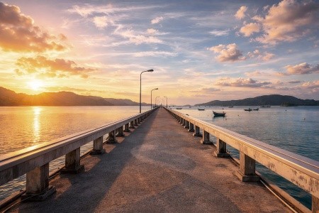 Courtyard By Marriott Phuket Chalong Bay Resort - 11