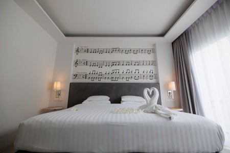 Thajsko Phuket The Melody Phuket 8 dňový pobyt Raňajky Letecky Letisko: Praha December 2026 (22/12/26-29/12/26)