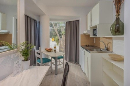 Camelot Royal Beds - 17