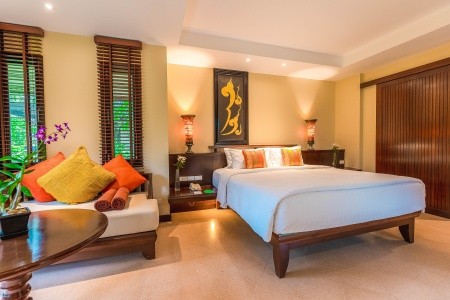 Thajsko Phuket Paradox Resort Phuket (Ex: Mövenpick Resort & Spa Karon Beach Phuket) 13 dňový pobyt Raňajky Letecky Letisko: Viedeň November 2026 (28/11/26-10/12/26)