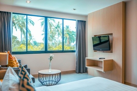 Thajsko Phuket Paradox Resort Phuket (Ex: Mövenpick Resort & Spa Karon Beach Phuket) 13 dňový pobyt Raňajky Letecky Letisko: Viedeň November 2026 (28/11/26-10/12/26)