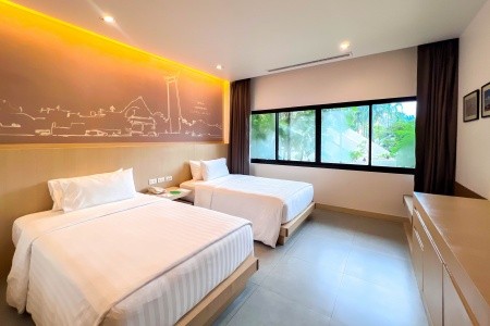Thajsko Phuket Paradox Resort Phuket (Ex: Mövenpick Resort & Spa Karon Beach Phuket) 13 dňový pobyt Raňajky Letecky Letisko: Viedeň November 2026 (28/11/26-10/12/26)