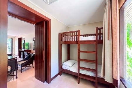 Thajsko Phuket Paradox Resort Phuket (Ex: Mövenpick Resort & Spa Karon Beach Phuket) 13 dňový pobyt Raňajky Letecky Letisko: Viedeň November 2026 (28/11/26-10/12/26)