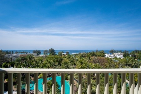 Thajsko Phuket Paradox Resort Phuket (Ex: Mövenpick Resort & Spa Karon Beach Phuket) 13 dňový pobyt Raňajky Letecky Letisko: Viedeň November 2026 (28/11/26-10/12/26)
