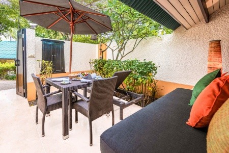 Thajsko Phuket Paradox Resort Phuket (Ex: Mövenpick Resort & Spa Karon Beach Phuket) 13 dňový pobyt Raňajky Letecky Letisko: Viedeň November 2026 (28/11/26-10/12/26)