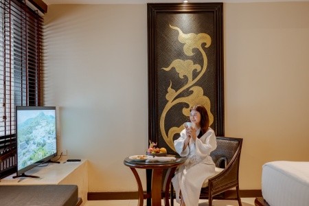 Thajsko Phuket Paradox Resort Phuket (Ex: Mövenpick Resort & Spa Karon Beach Phuket) 13 dňový pobyt Raňajky Letecky Letisko: Viedeň November 2026 (28/11/26-10/12/26)