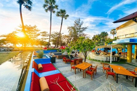 Thajsko Phuket Paradox Resort Phuket (Ex: Mövenpick Resort & Spa Karon Beach Phuket) 13 dňový pobyt Raňajky Letecky Letisko: Viedeň November 2026 (28/11/26-10/12/26)