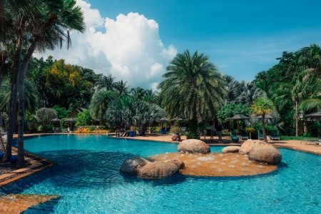 Thajsko Phuket Paradox Resort Phuket (Ex: Mövenpick Resort & Spa Karon Beach Phuket) 13 dňový pobyt Raňajky Letecky Letisko: Viedeň November 2026 (28/11/26-10/12/26)