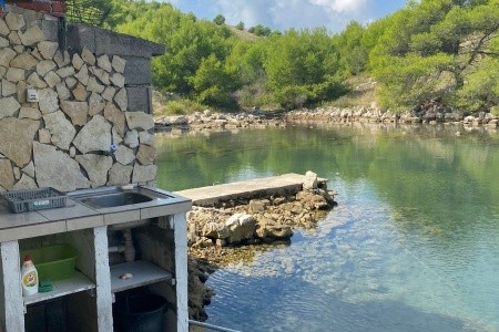 Robinzonáda 3298-3633 - 12