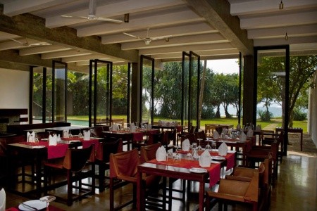 Temple Tree Resort & Spa - 9