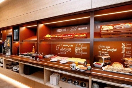 B&B Hotel Passau	 West - 3