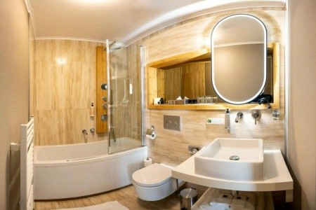 Mama's Design & Boutique - 8