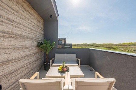 Seaside Luxury Villa With A Swimming Pool Privlaka, Zadar - 23517 - 2