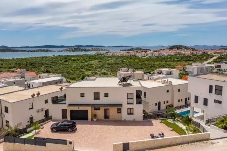 Luxury Villa With A Swimming Pool Vodice - 25085 - 28