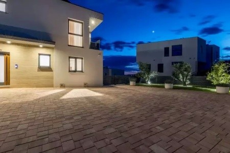 Luxury Villa With A Swimming Pool Vodice - 25085 - 30