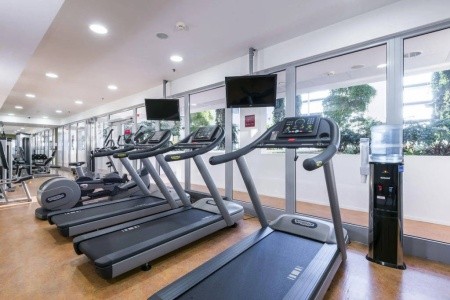 Courtyard By Marriott Prague Airport - 7