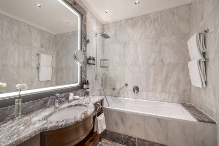 Carlo Iv Prague - 13