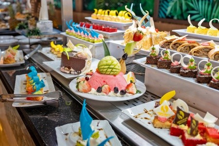 Sirena Beach Resort & Spa - 77