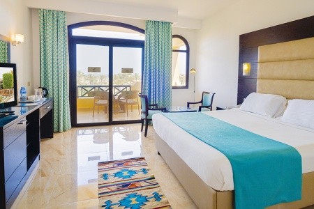 Blend Elphistone Resort - 50