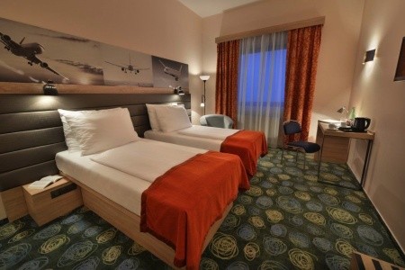 Ramada Airport Prague