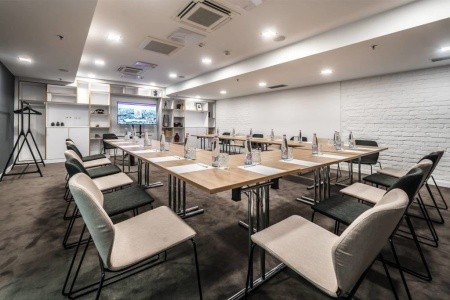 Maďarsko Budapešť a okolie Up Hotel Budapest 6 dňový pobyt Raňajky Vlastná April 2026 (25/04/26-30/04/26)
