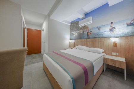 Dream World Aqua - 86