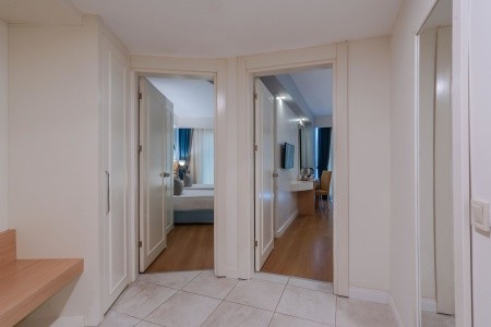 Dream World Hill - 94