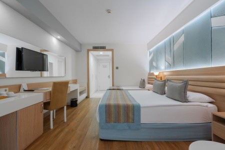 Dream World Hill - 98