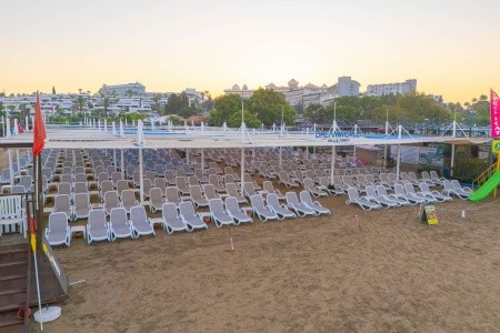 Dream World Hill - 100